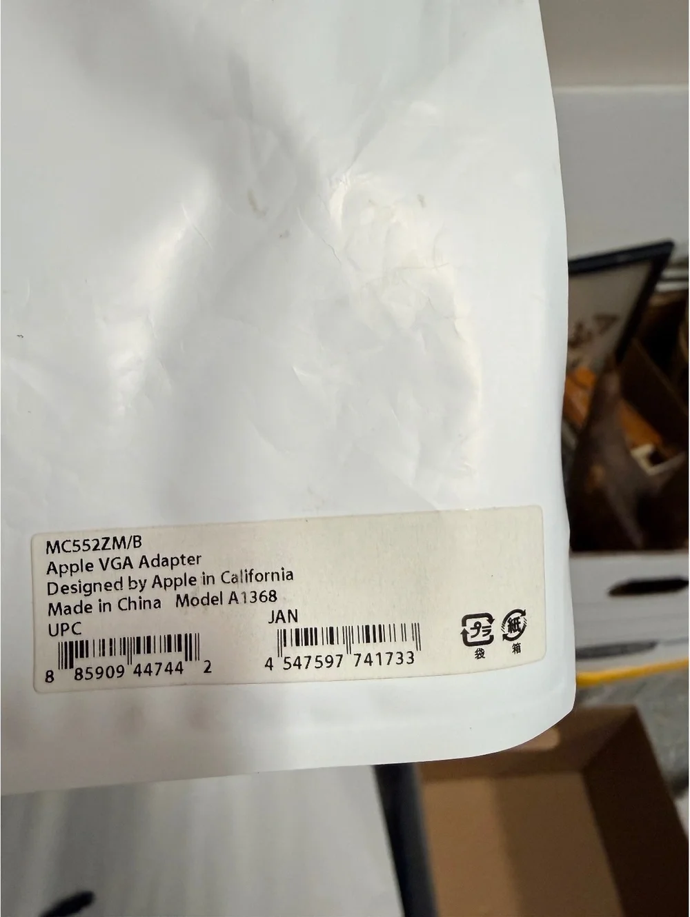 Original Apple VGA Adapter Model A1368